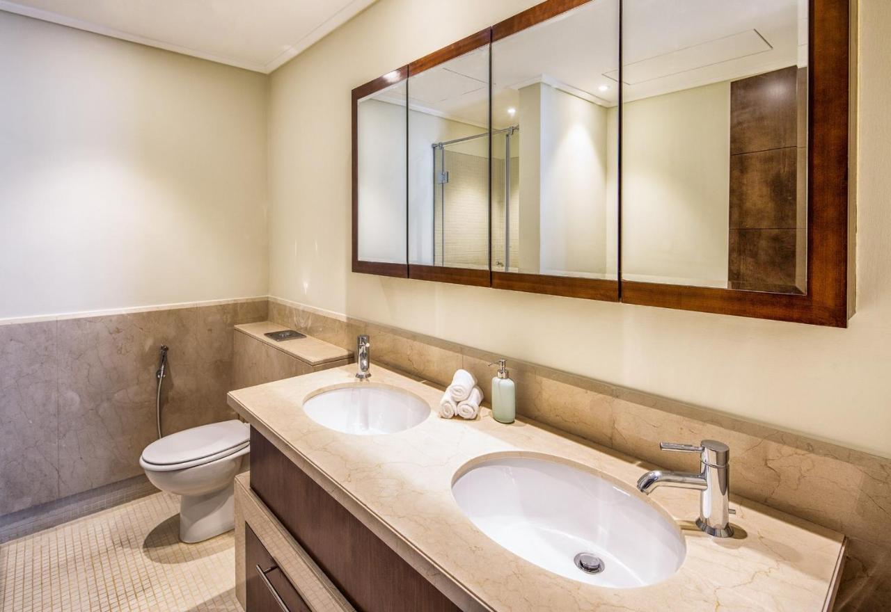 דובאי Nasma Luxury Stays - Fantastic Burj Khalifa View From This Fancy Condo מראה חיצוני תמונה